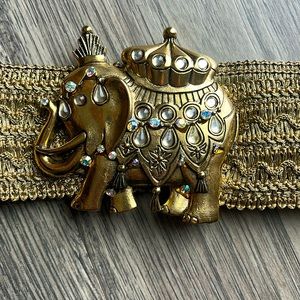 Vintage CAS Germany Gold Tone Elephant Stretchy Belt